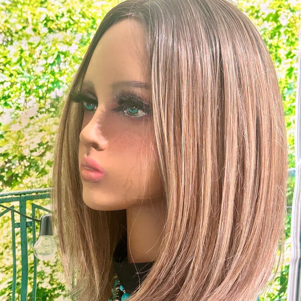 Stylish Brown Ombre Wig - Picture 2 of 6